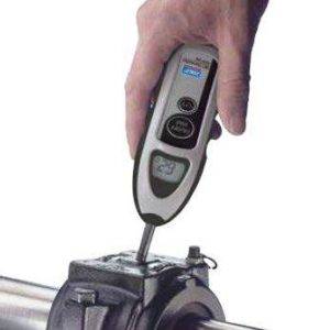 termometro-de-contato-inspeção-de-rolamento-durante-operação